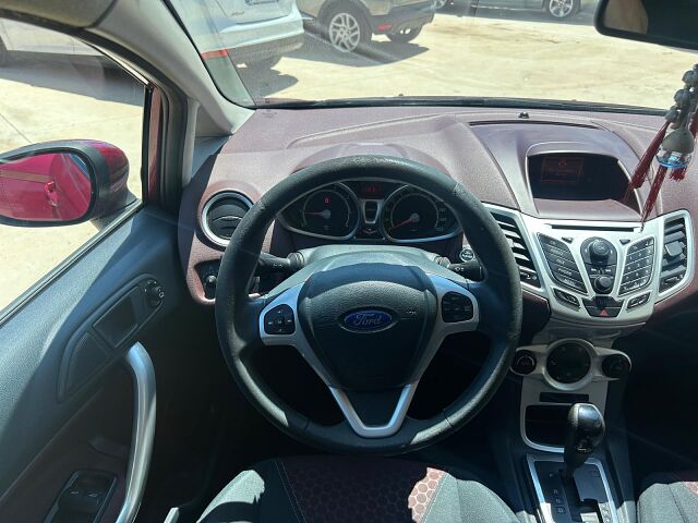 FORD FIESTA TITANIUM AUTO 1.4 SPANISH LHD IN SPAIN 71000 MILES SUPERB 2010